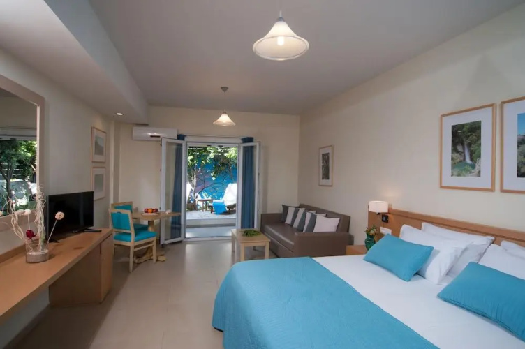 Estia Hotel