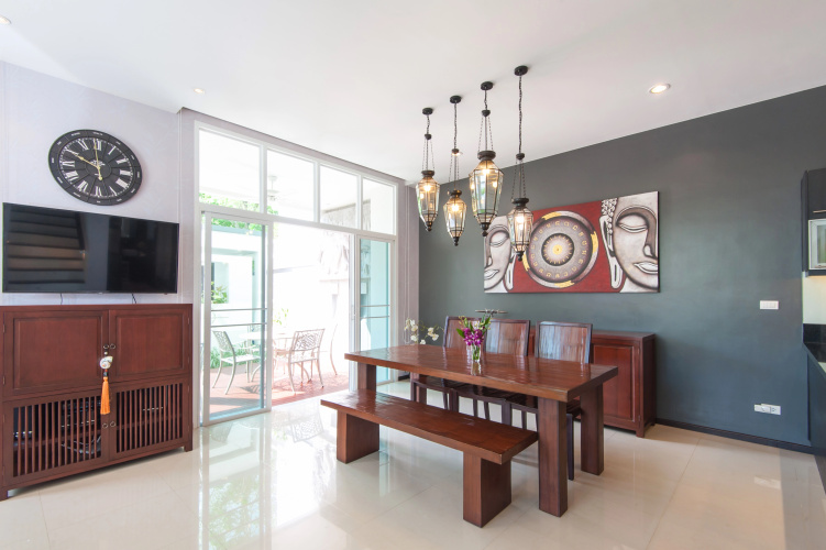 Luxurious Private pool villa near beach Villa