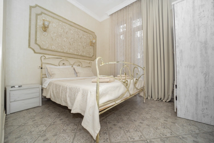 1 Bedroom Double Apartment