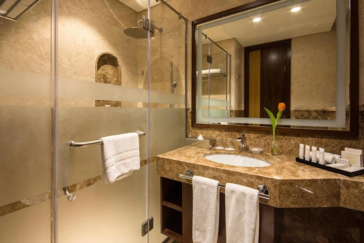 Golden Tulip Media Hotel photo 15