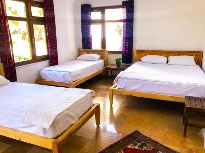 Standard Quadruple room with view