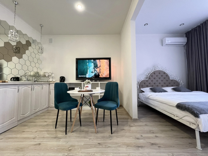 Sovremennaya V Tsentre Flat