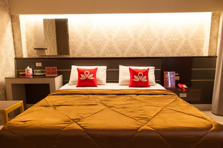 Standard Double room with view