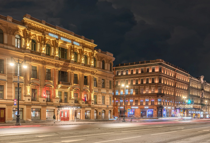 Отель Cosmos Selection St. Petersburg Nevsky Royal