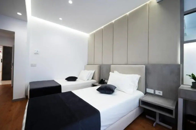 Naos Luxury Hotel