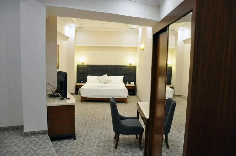 Deluxe Double room with view