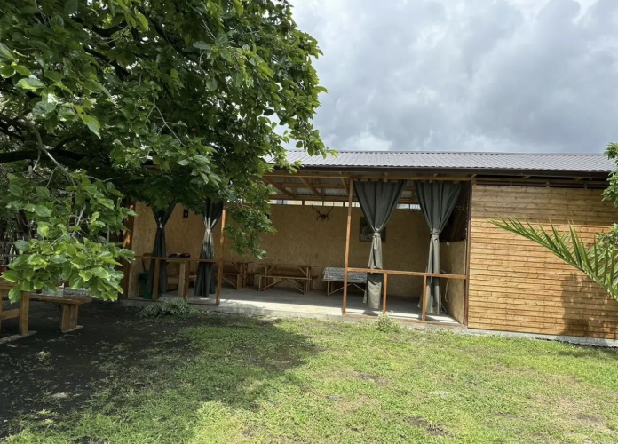 Tihij Don Guest house