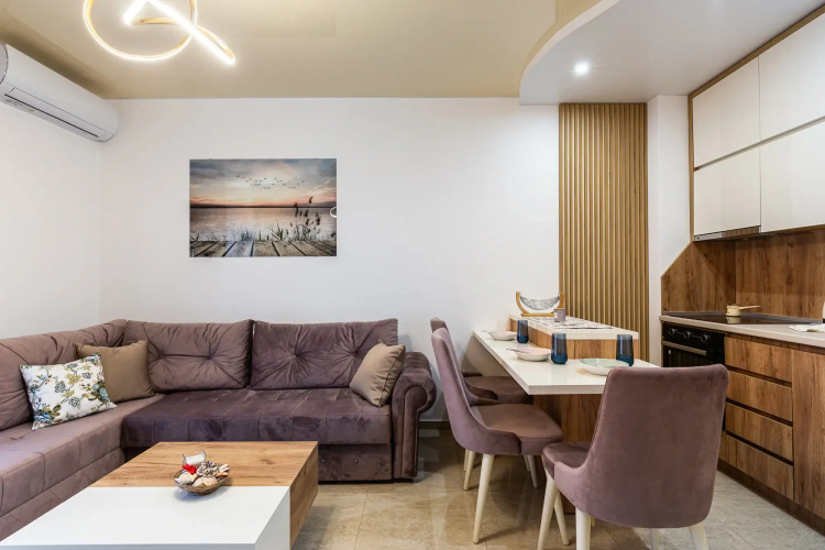 Imperial Nikic Apartments