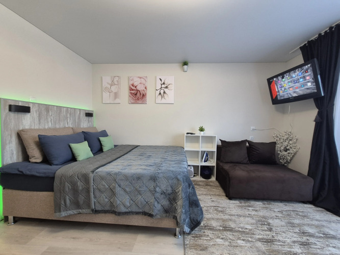 Фотография номера квартиры Квартира Студия на Набережной с Видом на Реку