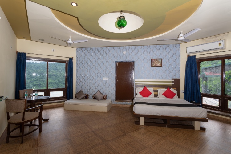 Superior Suite
