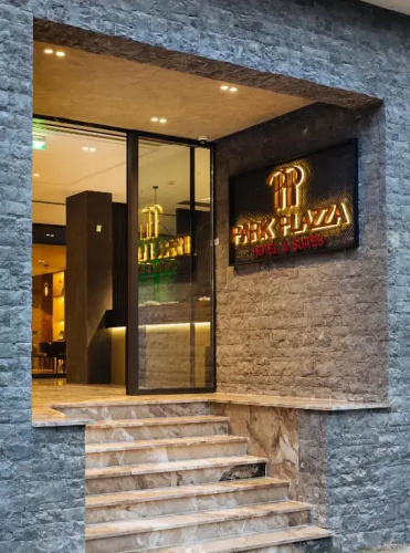 Park Plazza Hotel