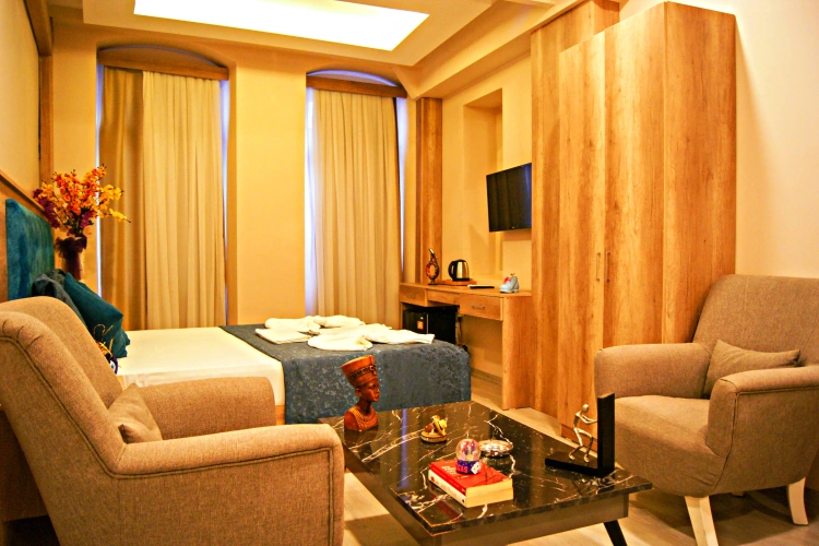 Double Suite