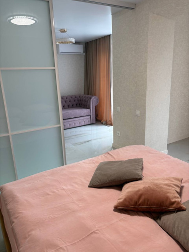 S Dizaynerskim Remontom V Tsentre Bresta Flat
