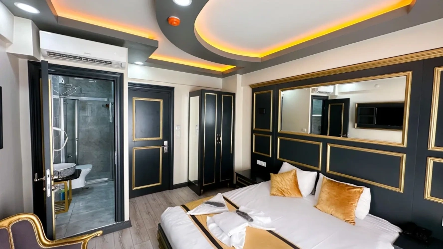 Deluxe room with city view