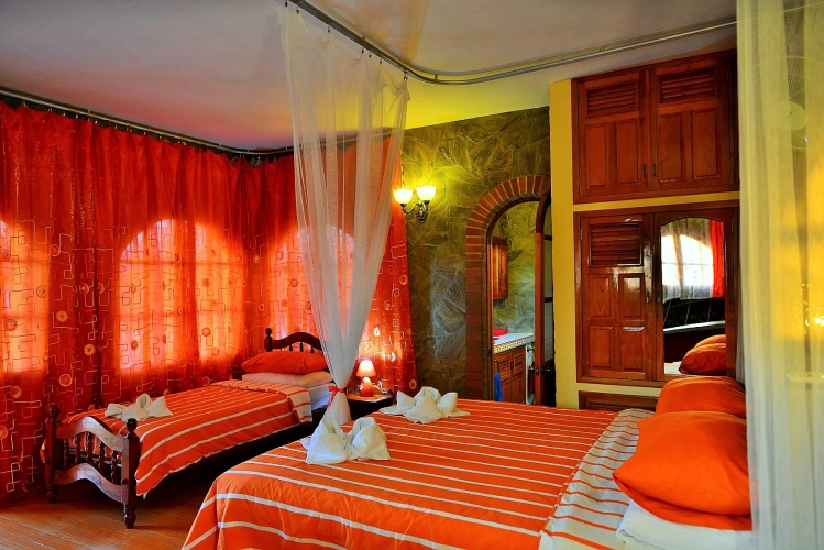 Suite with balcony and with view