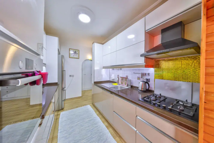Quadruple Family Suite