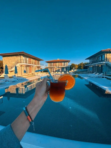 Rezve Hotel