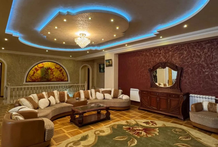 Siris Guest house