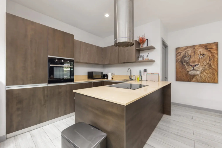 Mauri Modern 3BR with Private Pool Villa