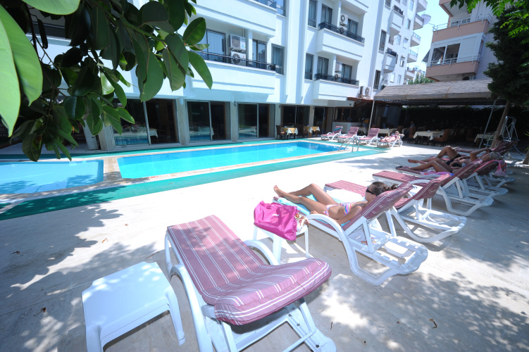 Suite Laguna Hotel