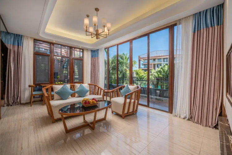 Standard Suite