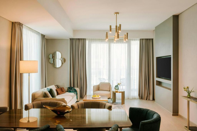 Hotel Aura Suites Downtown