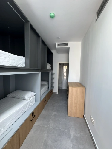Standard Sextuple room with balcony and with city view