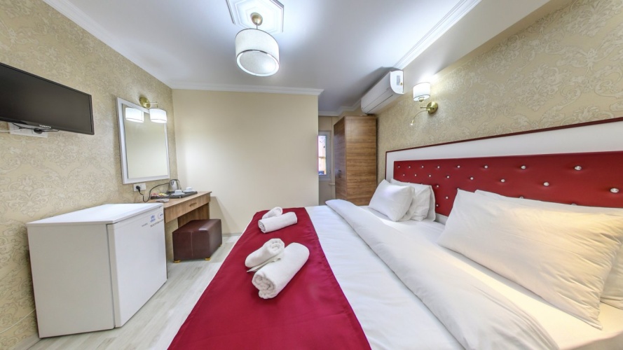 Economy room