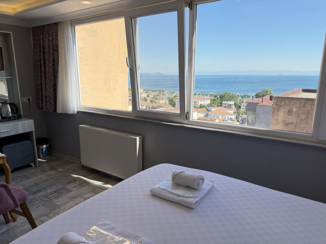 Deluxe Double room with view