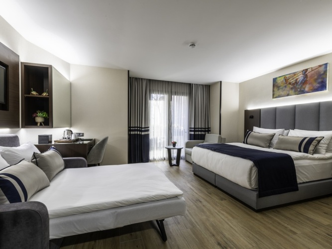 Quadruple room