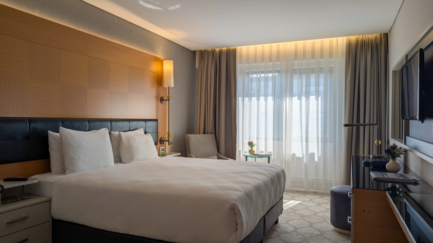 Standard room with city view