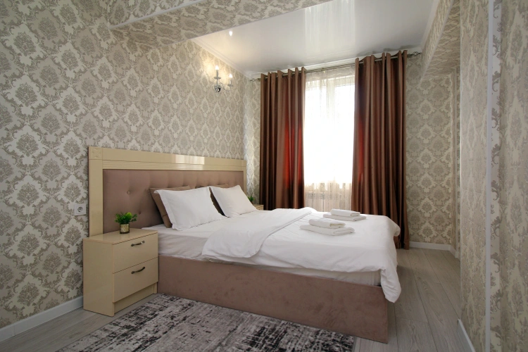3 Bedrooms Apartment