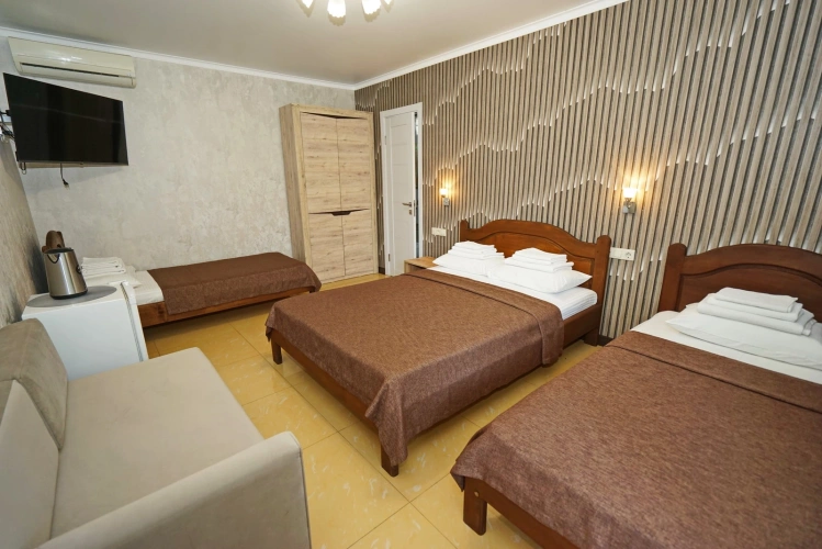 Standard Quadruple room with balcony