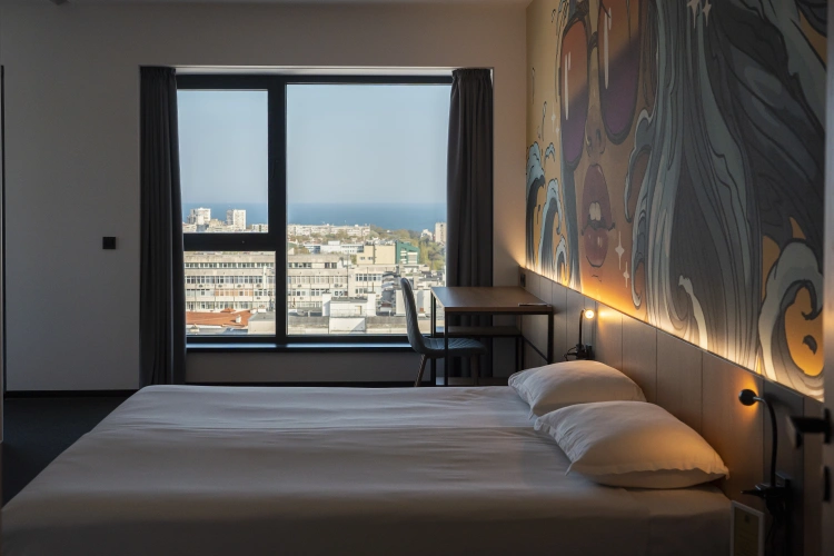 Standard Twin room with sea view
