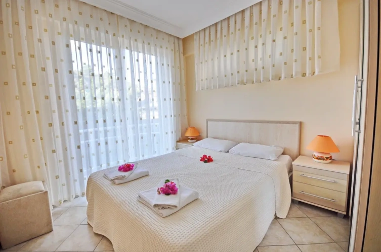 1 Bedroom Apartment with balcony and with view