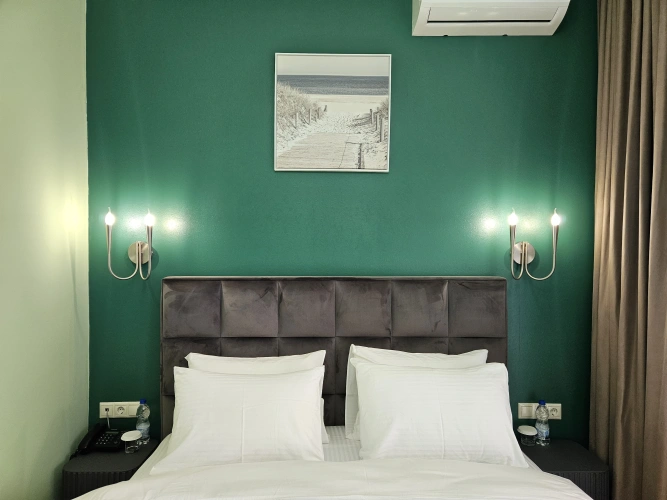 2 Bedrooms Suite with balcony and with partial sea view