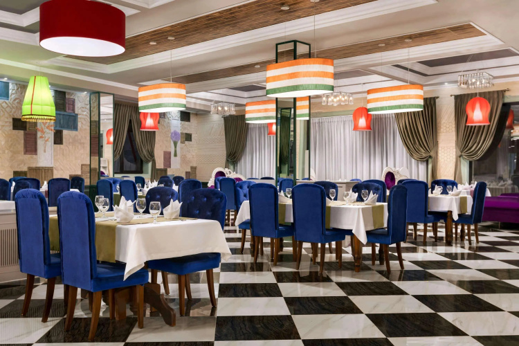 Hotel Ramada By Wyndham Shymkent