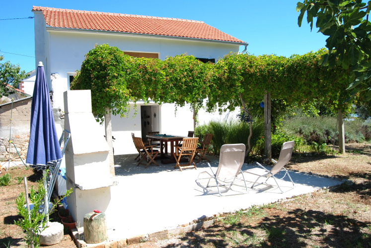 Rustic Villa Miketa