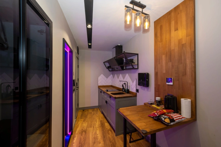 Deluxe Double Basement room