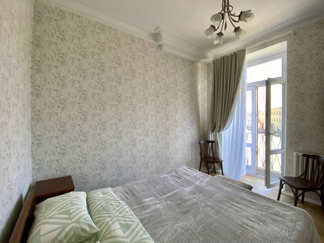Na Myasnikova 78 Stalinka Flat
