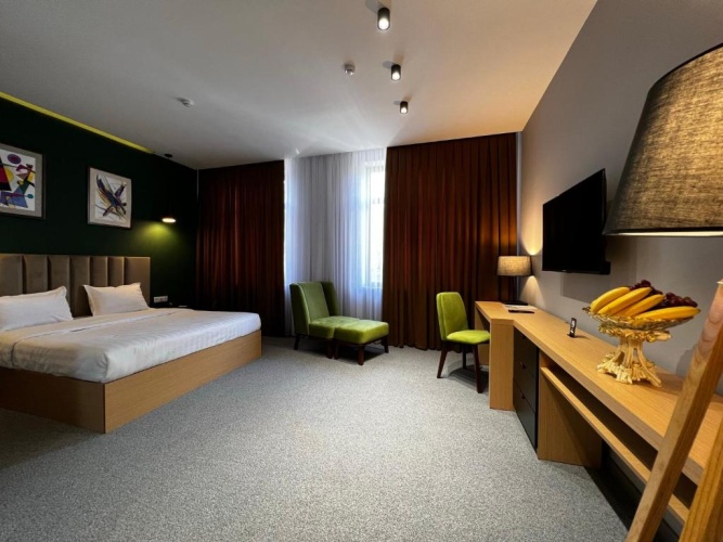 Superior Double room with city view
