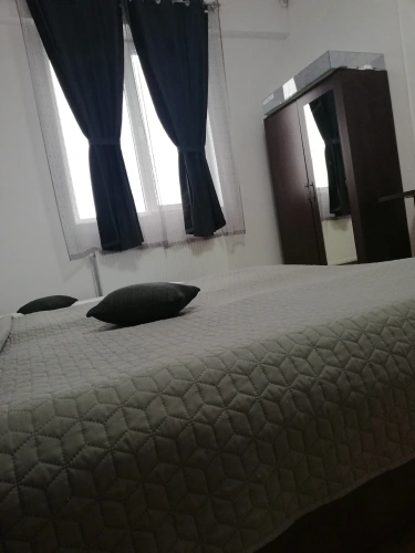 Economy Triple room with view