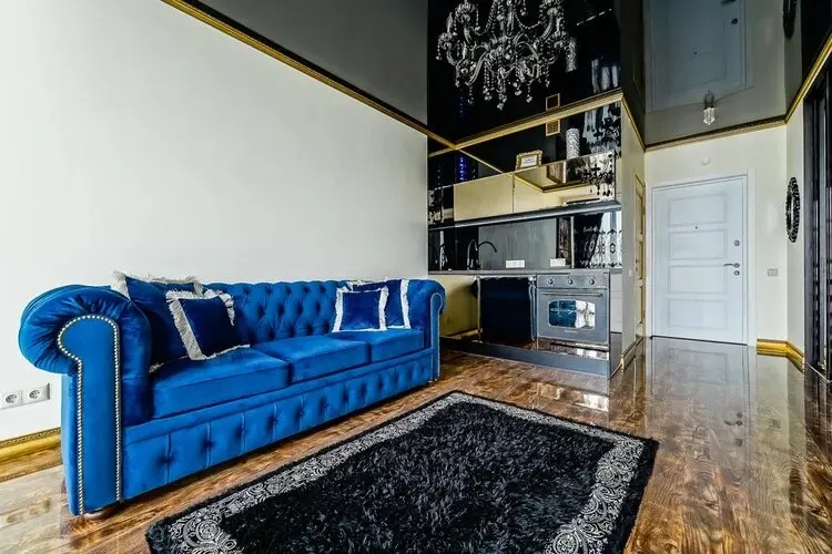 S Dzhakuzi i Parkovkoy Flat