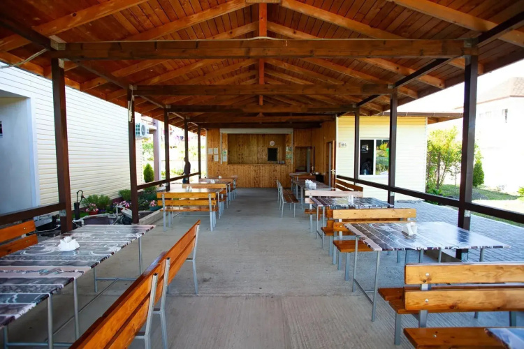 Bronau Asya Guest house