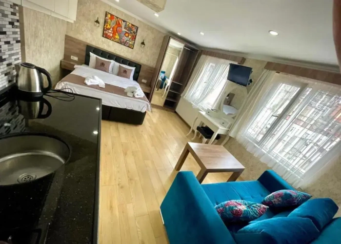1 Bedroom Apartment