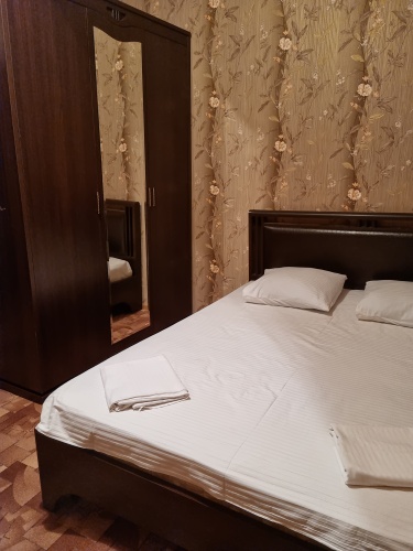 Economy Triple room with view