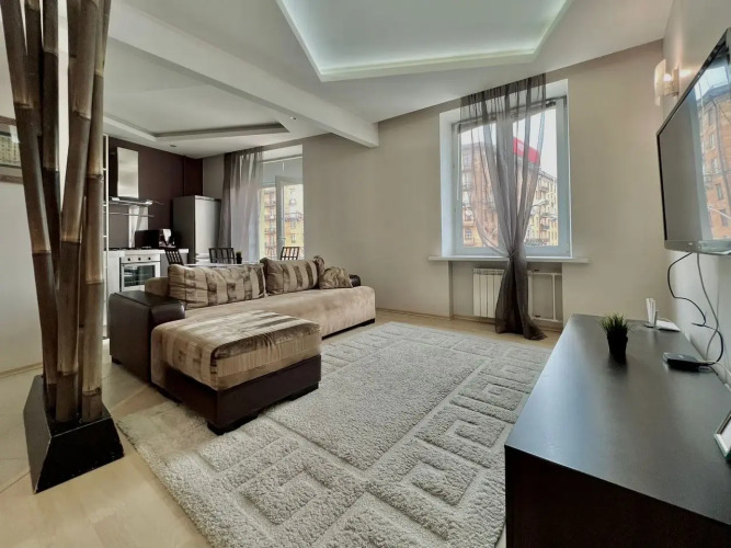 Фотография номера квартиры Апартаменты Уютная двухкомнатная квартира рядом с ЦУМом