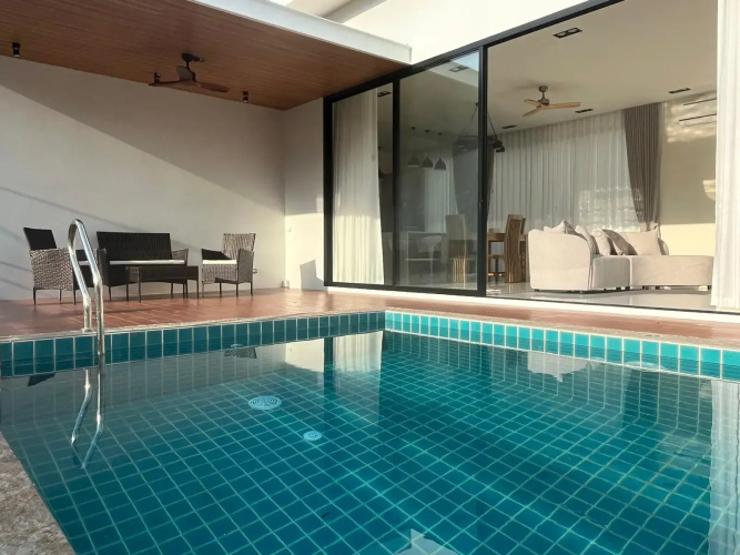Level Villas, Villa