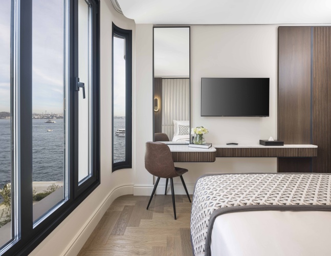 Deluxe Double room with partial sea view