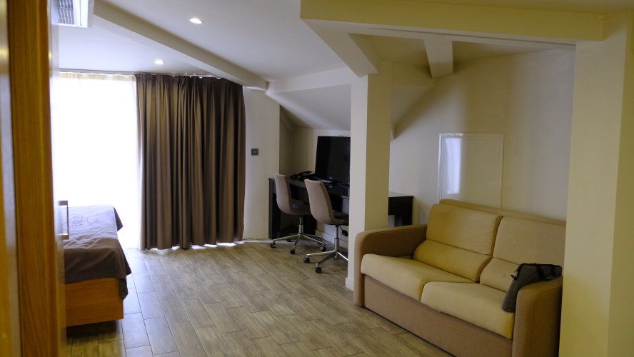 Quadruple room with balcony
